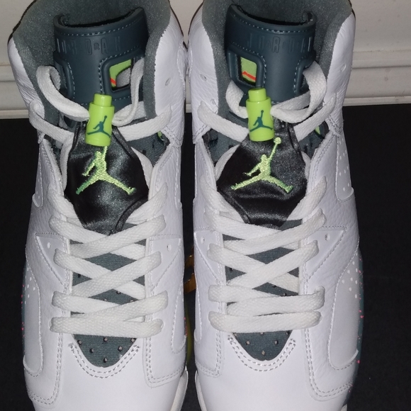 Air Jordan 6 'Bright Mango' - Picture 10 of 11